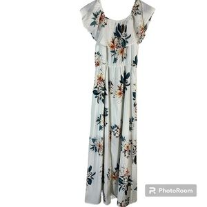 # 7 MOM floral maxi dress. Size medium. White with colors flowers